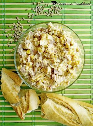 salatka-z-wedzonym-kurczakiem-3.jpg